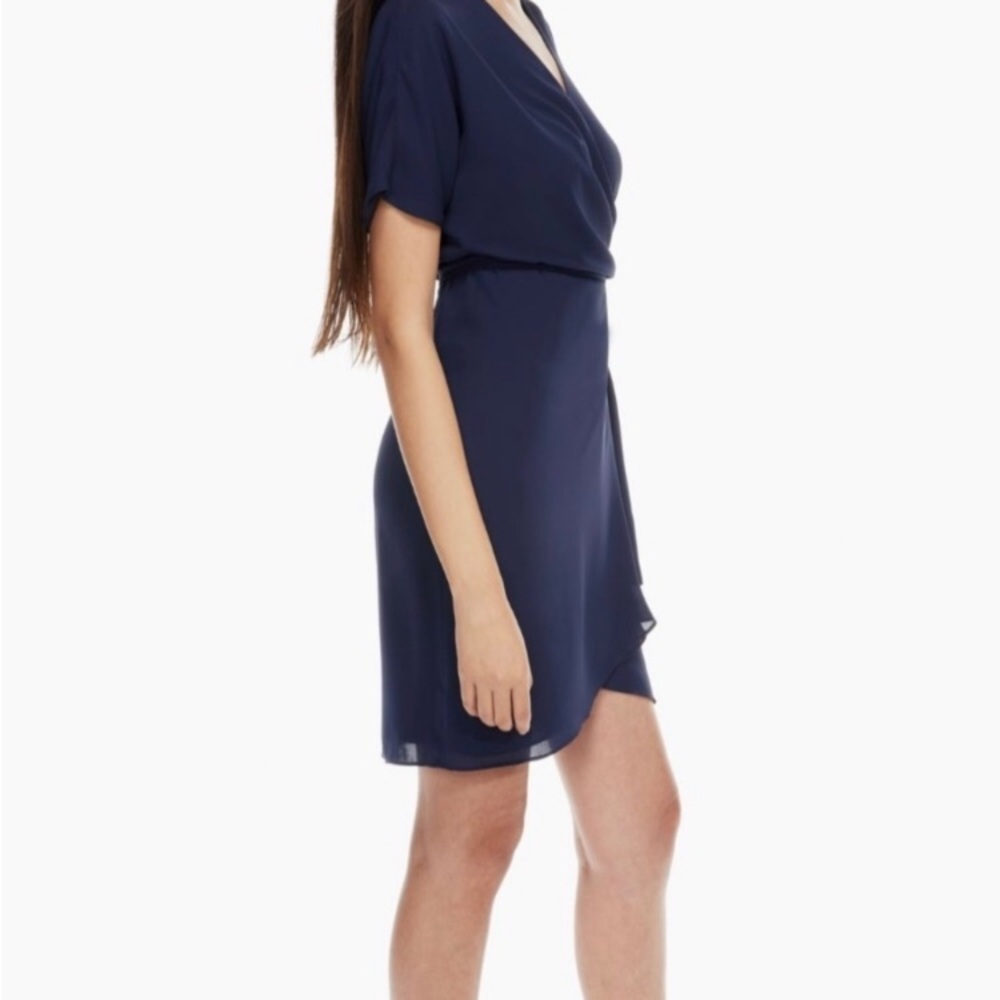 Aritzia Babaton black Wallace wrap dress XXS - Picture 3 of 8